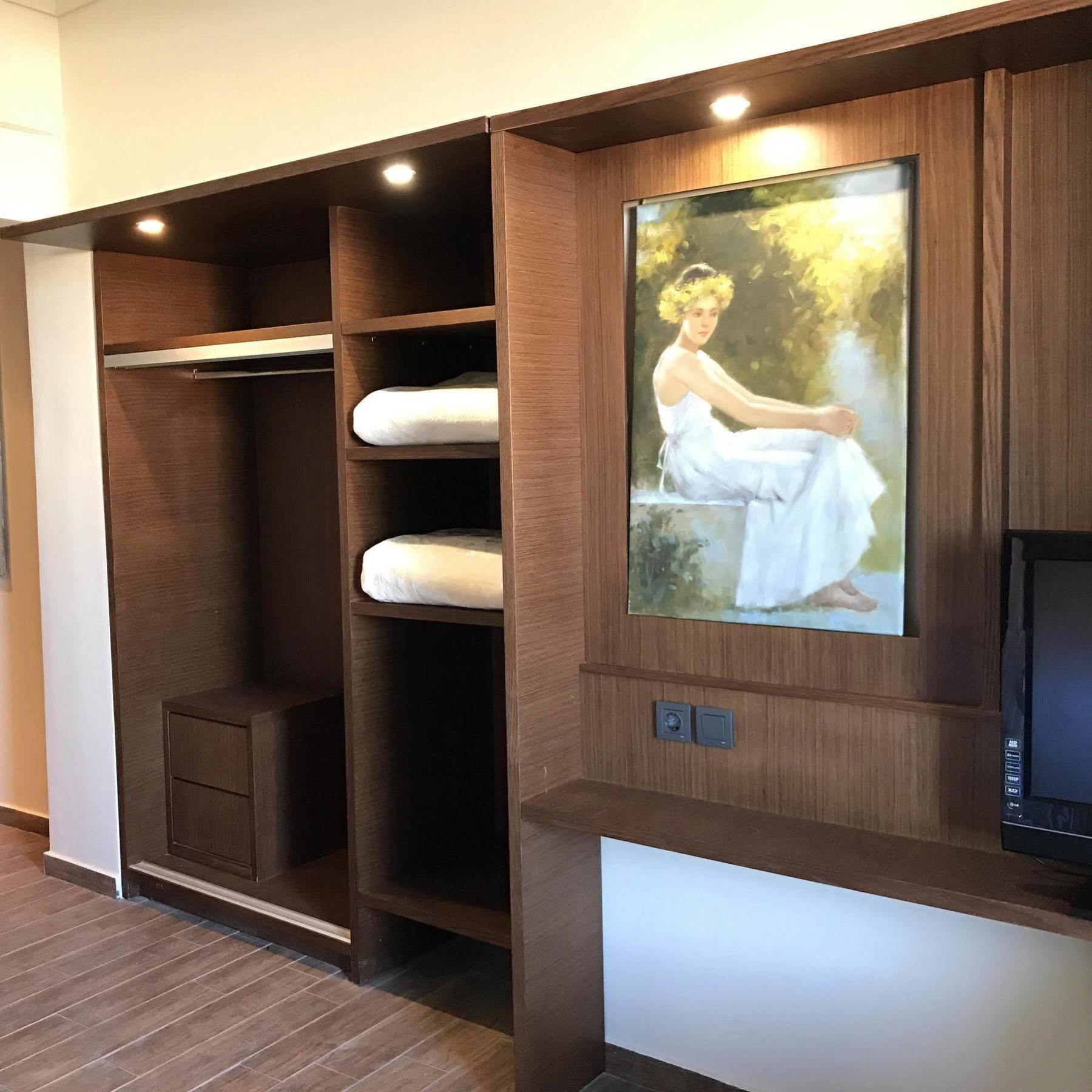 Gq Hotel & Club - Adults Only Rhodes City Bagian luar foto