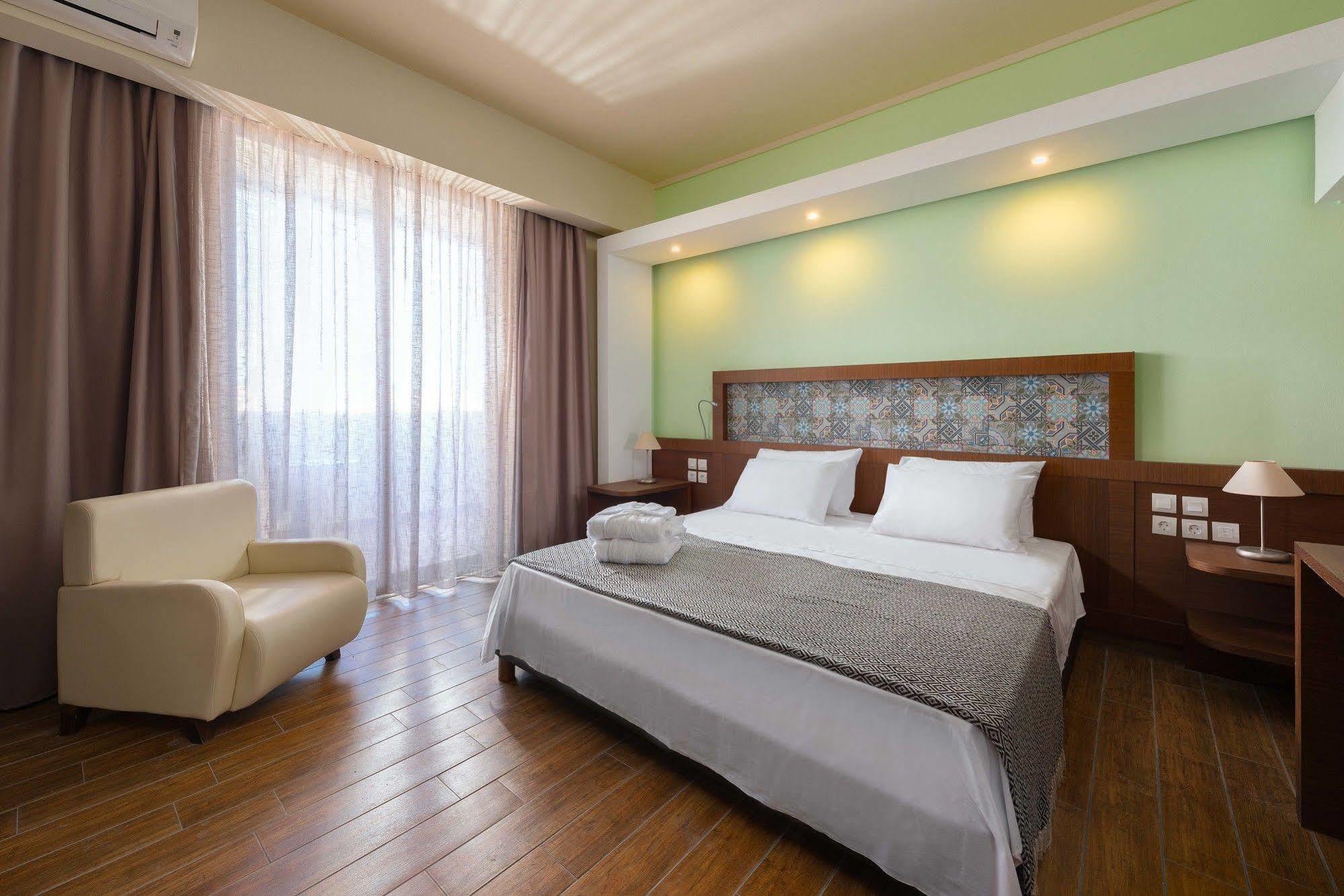 Gq Hotel & Club - Adults Only Rhodes City Bagian luar foto